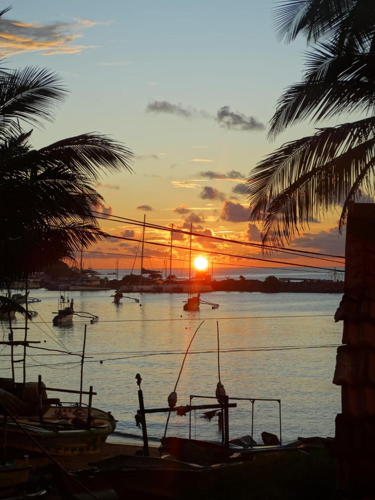 Private Beach House In Mirissa Luaran gambar