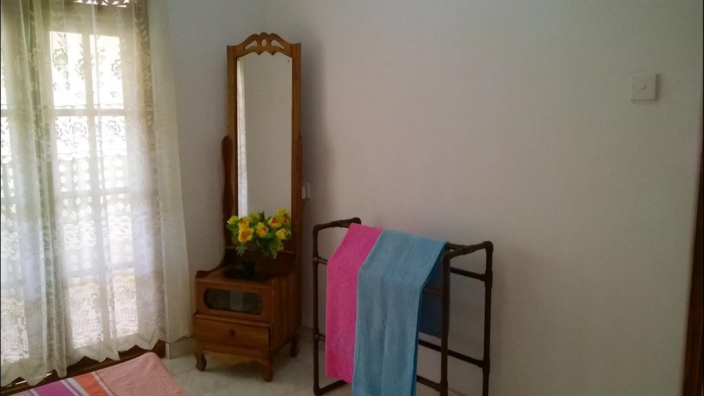Private Beach House In Mirissa Luaran gambar